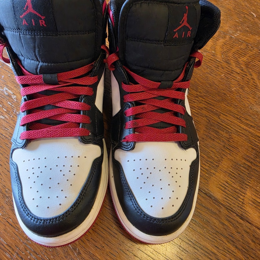 Nike Air Jordan 1 Mens Mid‎ Black Toe Gym Red White Size 8.5 Athletic Shoes